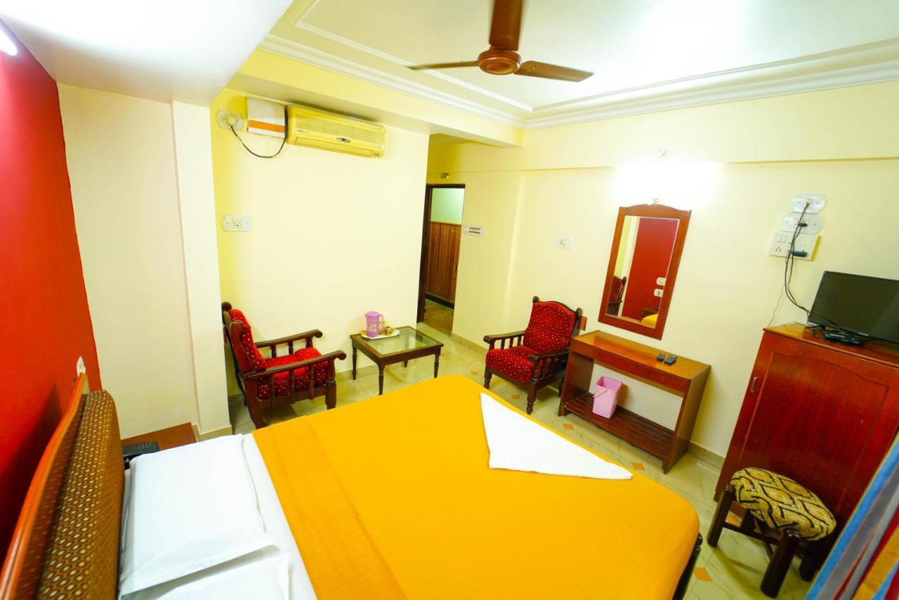 Amogha Residency Ξενοδοχείο Mysore Εξωτερικό φωτογραφία